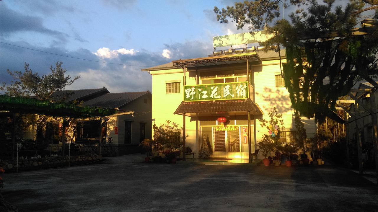 Sun Moon Lake Wild Flower Yuchi Exterior foto